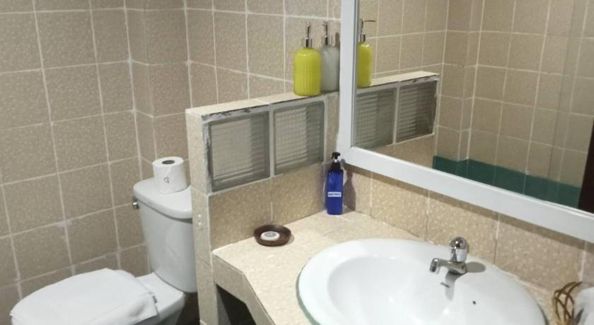 Bangkok Baan Sood Soi Residence 1 บ้านสุดซอย เรซิเด้นท์ 1 2-Star Hotel restaurant