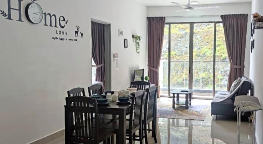 Image of Three-Bedroom Apartment 7
