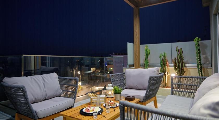 Hersonissos Beach Front Suites - image 23