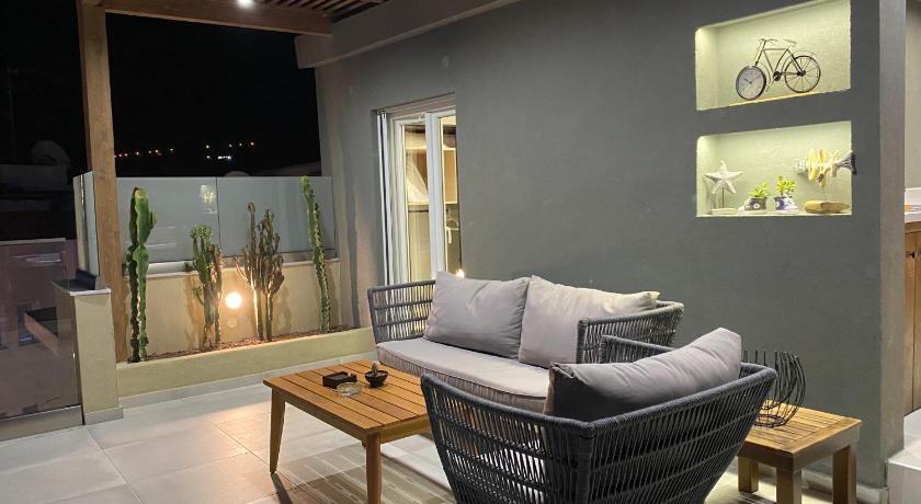 Hersonissos Beach Front Suites - image 32