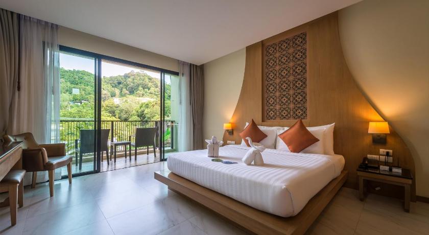 Image of Grand Deluxe with Pool View 0
