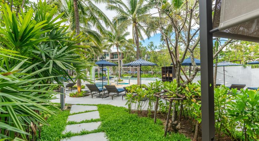 Image of Premium Cabana Terrace, Guest Room, 1 King, Pool View 9