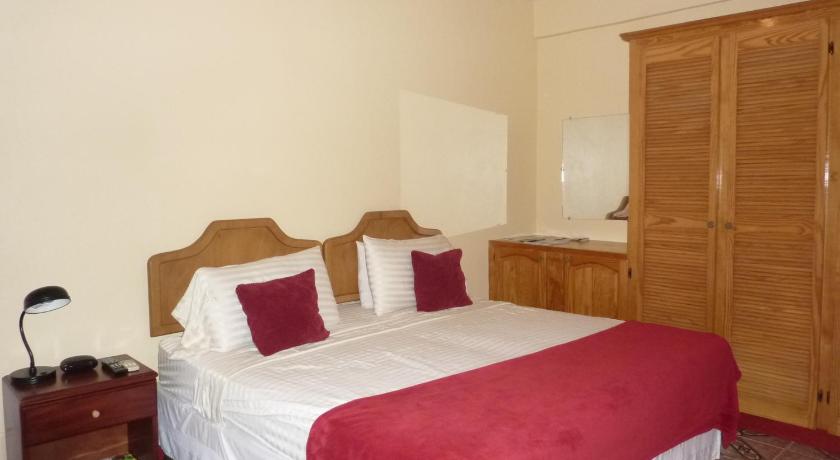 Image of One-Bedroom Apartment 3