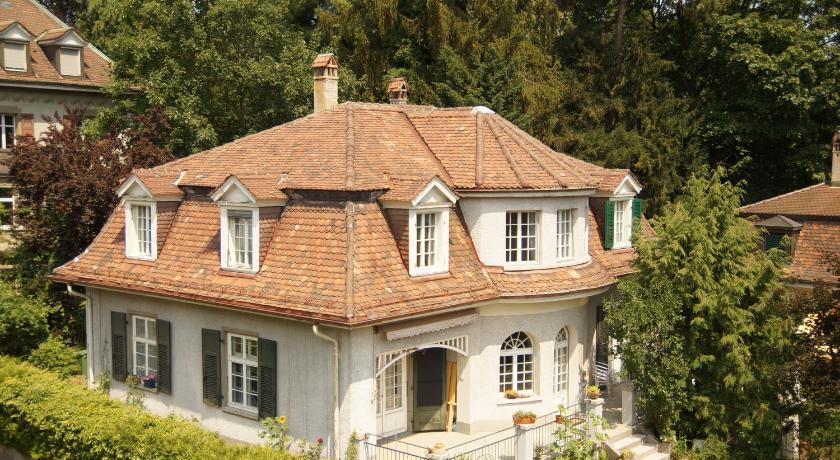 Bed and Breakfast Wildrose — Hotel in Bern