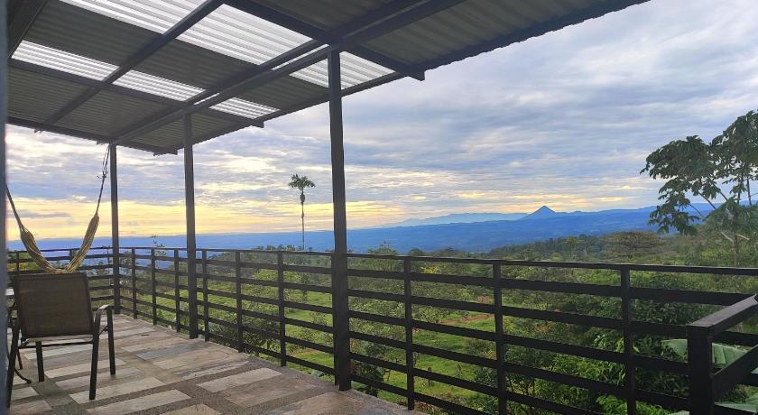 Rio Celeste Nature View