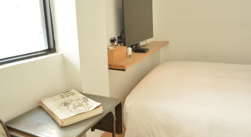Image of Double Room with Private Bathroom 3