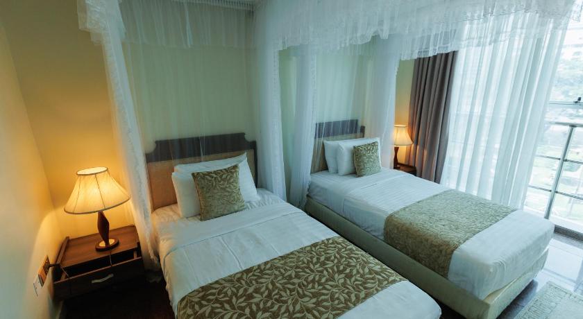 รูปของห้องพักเตียงแฝด มีหน้าต่าง (Twin Room with Window) 2