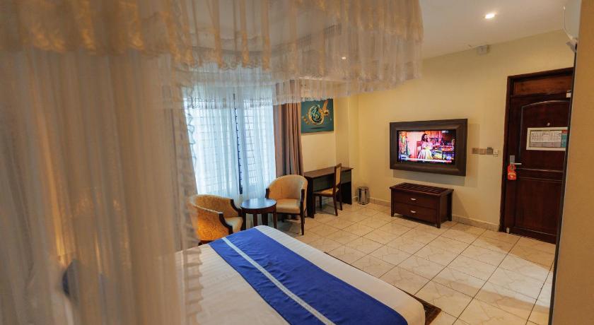 รูปของห้องมาตรฐาน เตียงใหญ่ (Standard Double Room) 13