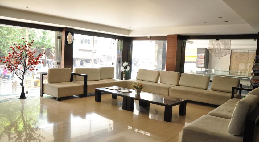 Hotel Shaans photo