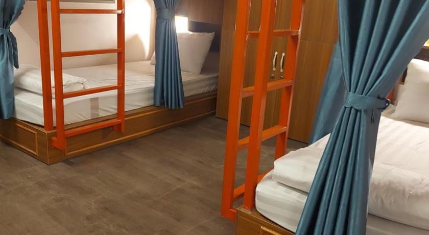 胡志明市 Saigon Rooftops Hostel 酒店 泳池