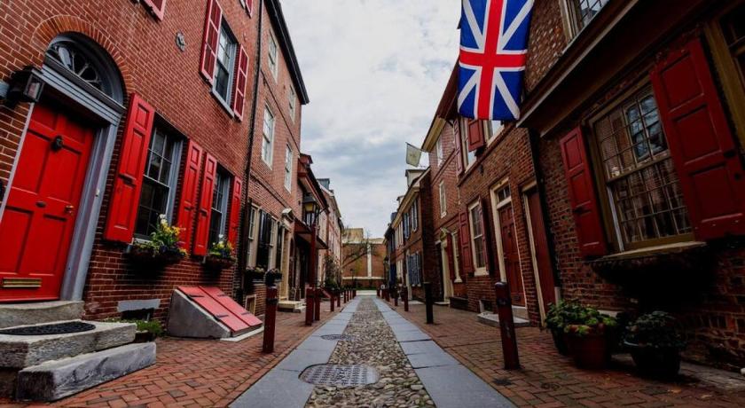 필라델피아 (PA) Charming 2BR Philadelphia Retreat with Free Parking 4성급 숙소 레스토랑