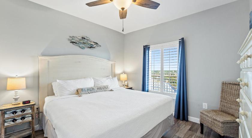 Image of One-Bedroom Apartment 1004E 4