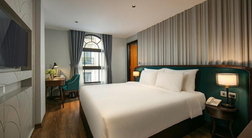 Image of May City View Connecting Rooms 7