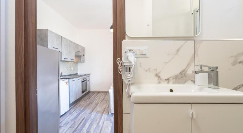 Image of Double Room with Private Bathroom 1