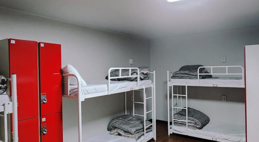 10床男女混合宿舍(1人床位) (1 Person in 10-Bed Dormitory - Mixed)的照片 10