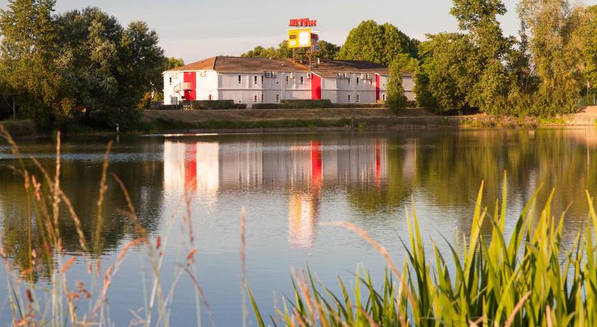 The Originals Access, Hôtel Bordeaux Lac