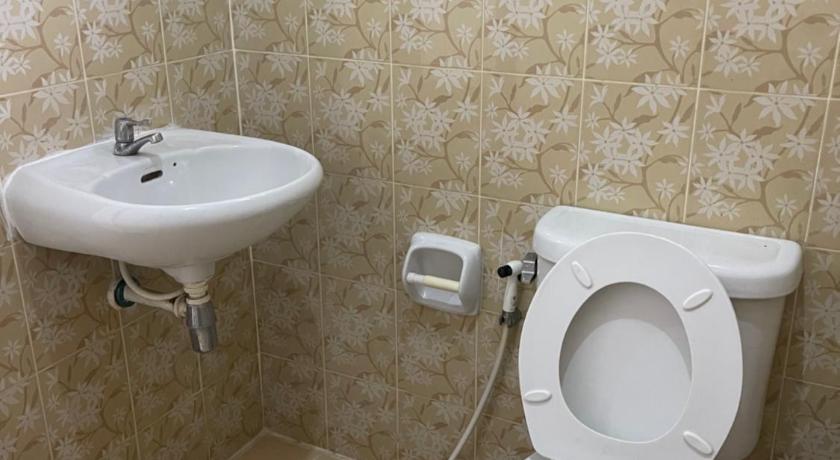 Image of Double Room with Private Bathroom 7