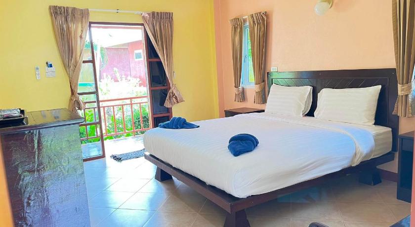 Image of Deluxe Bungalow 17
