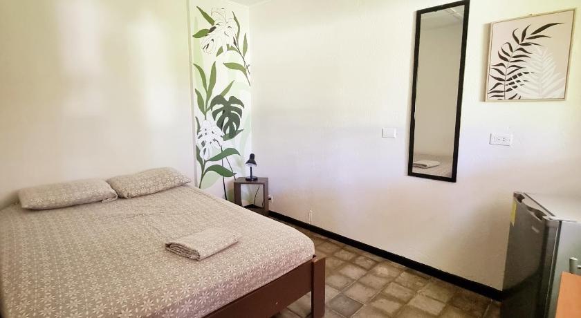 Image of Standard Double Room with Shared Bathroom 1