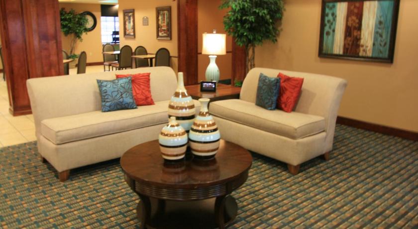 Microtel Inn & Suites by Wyndham Starkville