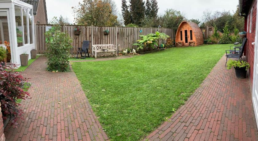 アーネム At MarRies 3つ星 ホテル 外観