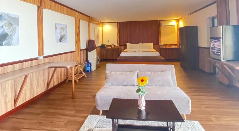 Image of Junior Suite with Sea View 3