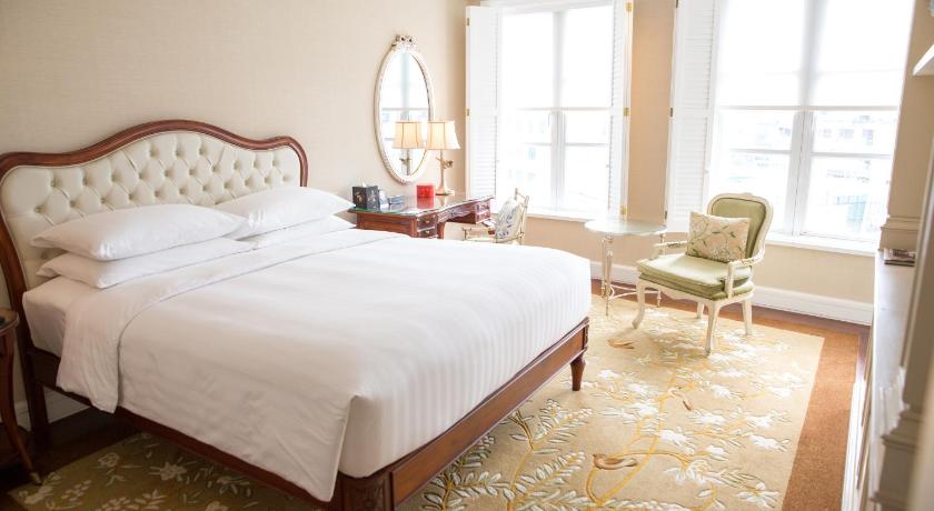 Image of 1 KING BED GARDEN VIEW 7