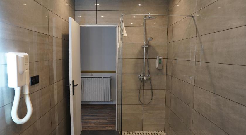 Image of Double Room 5