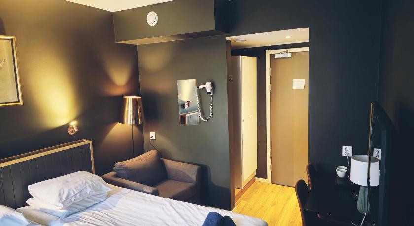 Image of Standard Double Room 0