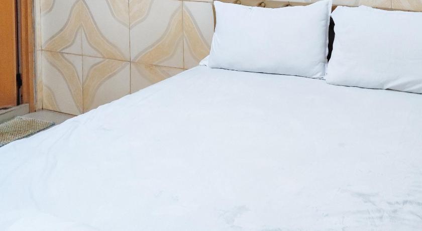 Image of Standard Double Room 3