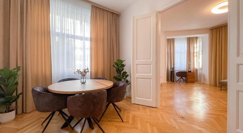 Elysian Apartment - image 3