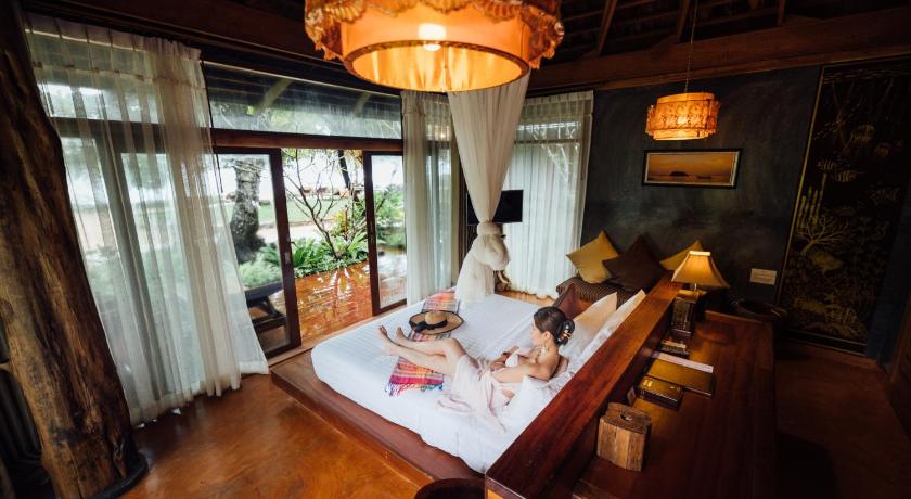 รูปของOriental Beach Front View Villa 7