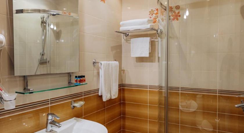 Business Çift Kişilik Yataklı Oda - Sigara İçilebilir (1 Double Bed Business Room Smoking) Görseli 2