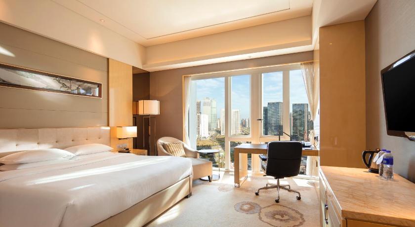 Image of 1 King Accessible Room 0