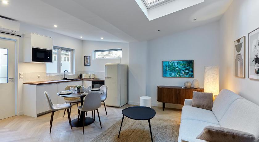 Superb apartment Arc de Triomphe - image 9