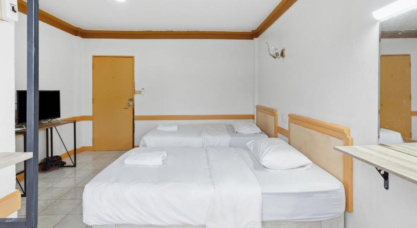 コンケン Phu Inn Hotel 3つ星 ホテル レストラン