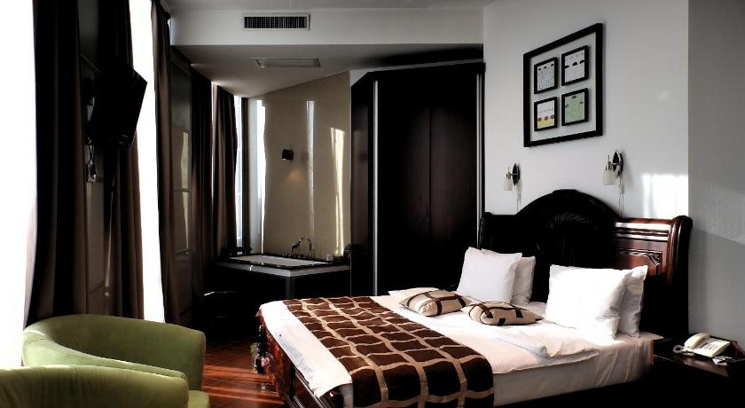 貝爾格勒 Hotel Zeder Garni 4星级 酒店 套房