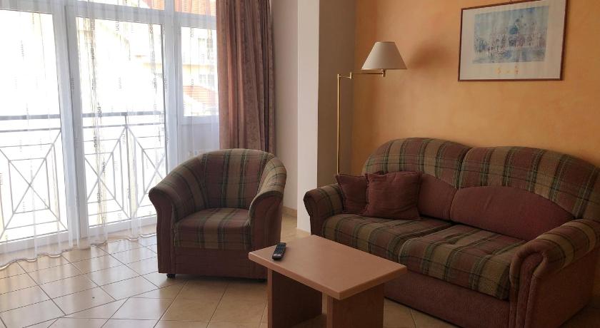 Image of 2-room apartment courtyard view without a balcony 0