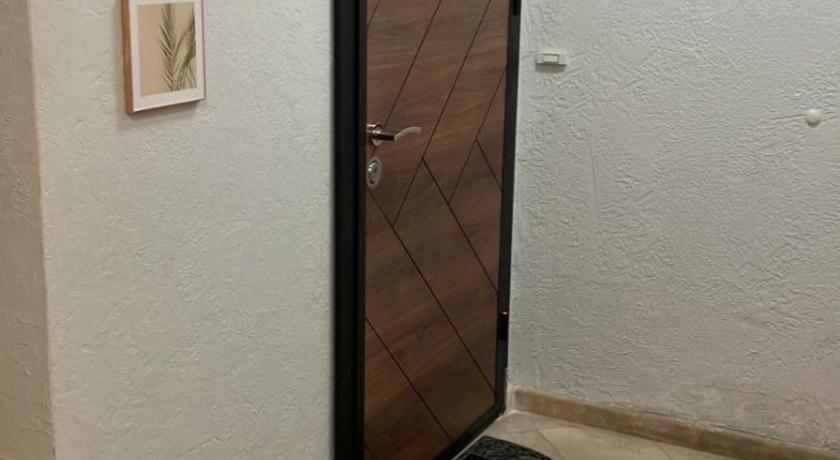 JOY APARTMENT BURGAS CENTER PRIVATE PARKING - image 28