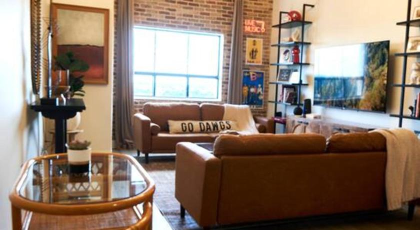 애선스 (GA) UGA Penthouse Downtown Athens Walk To Stadium 3성급 숙소 스위트룸