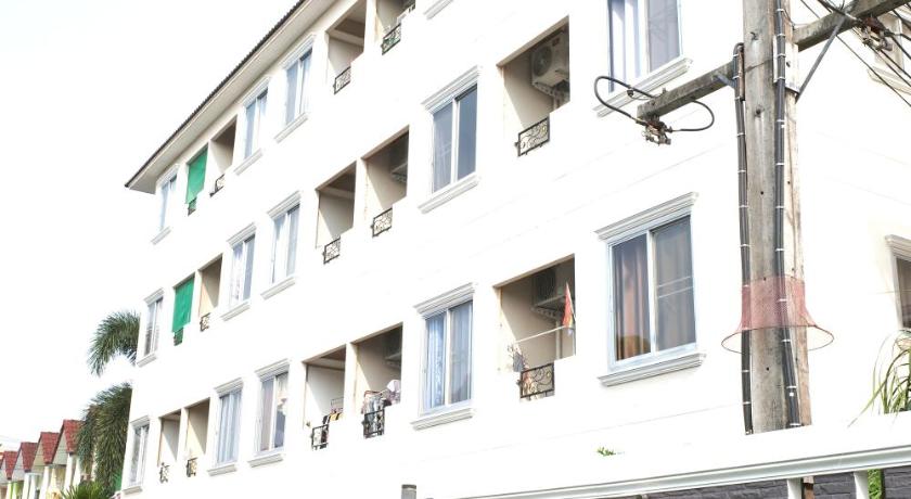 NOW'S HOSTEL - image 4