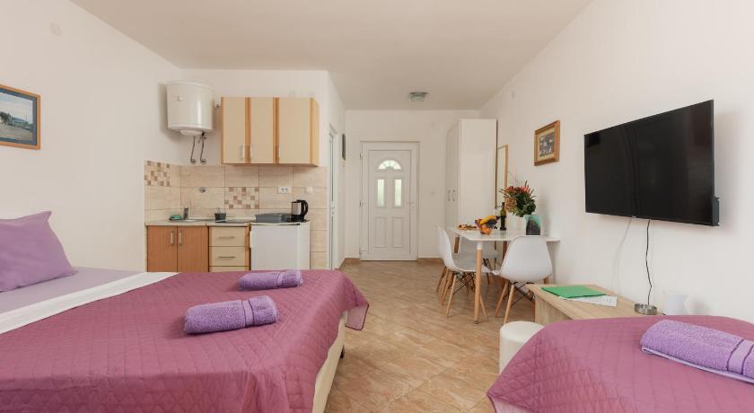 Image of Studio with Terrace 14