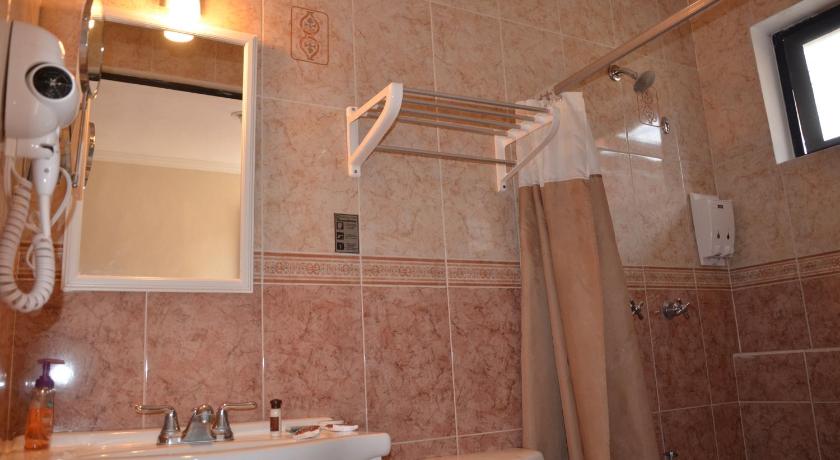 Image of Family Double Room 2