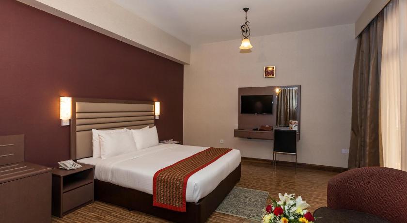 Wave International Hotel - image 11