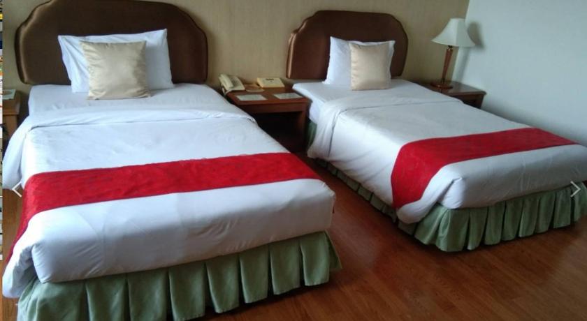 Image of Superior Room Twin Bed 7