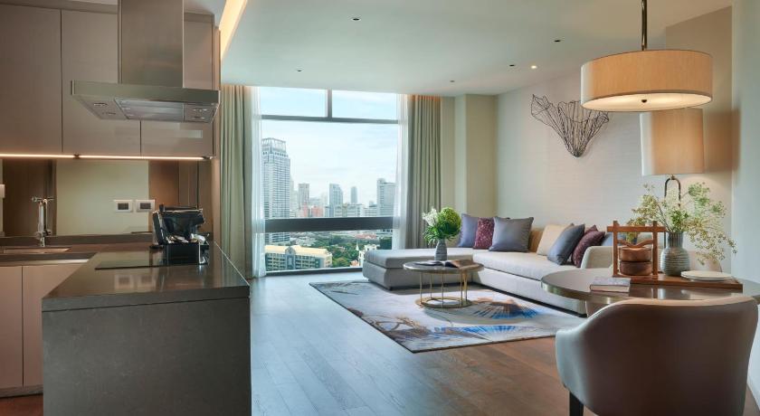 Chatrium Grand Bangkok - image 2