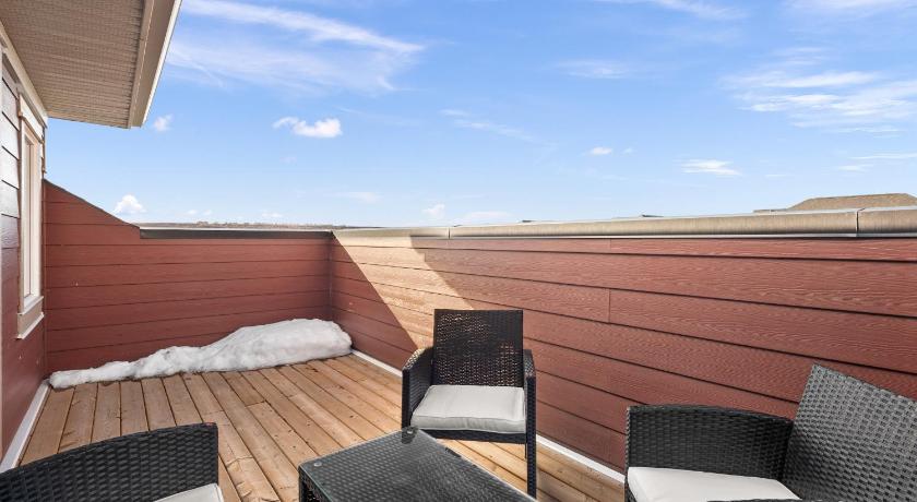 GLOBALSTAY. New Apt in Cranbrook. Free str parking - image 6