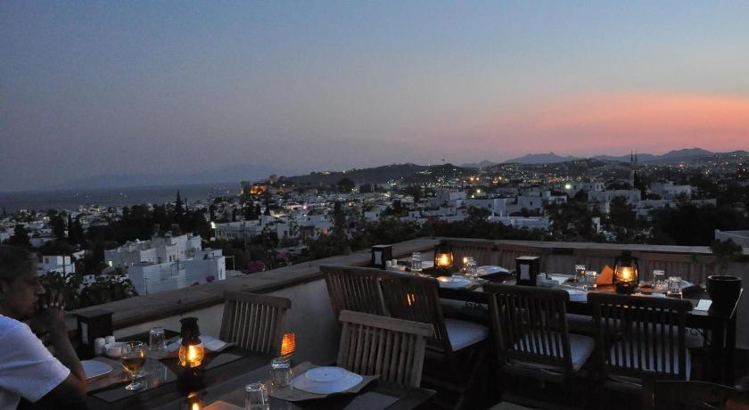 El Vino Hotel Suites