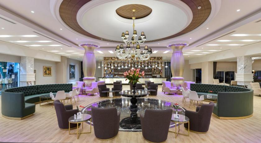 Alva Donna World Palace Hotel - image 8