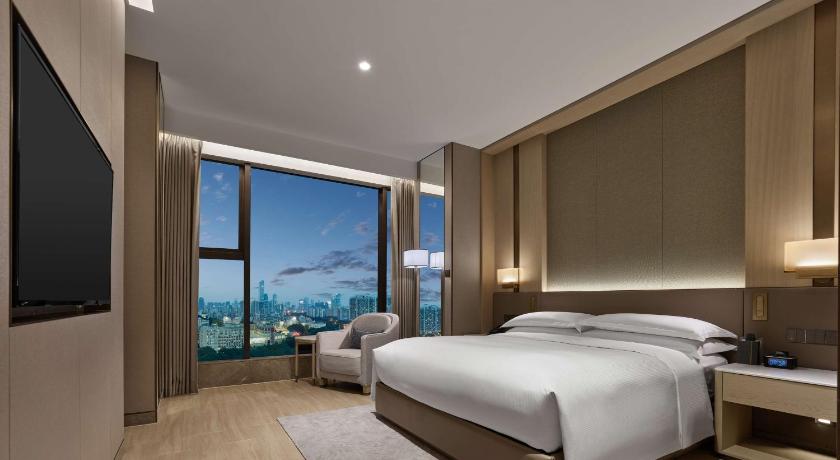 Image of King One Bedroom Deluxe Apartment 0